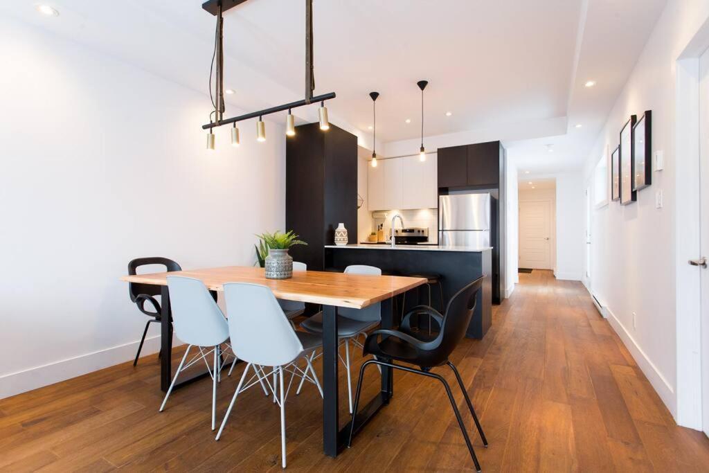 Sleek Condo In The Heart Of Little Italy By Den Stays Монреаль Экстерьер фото